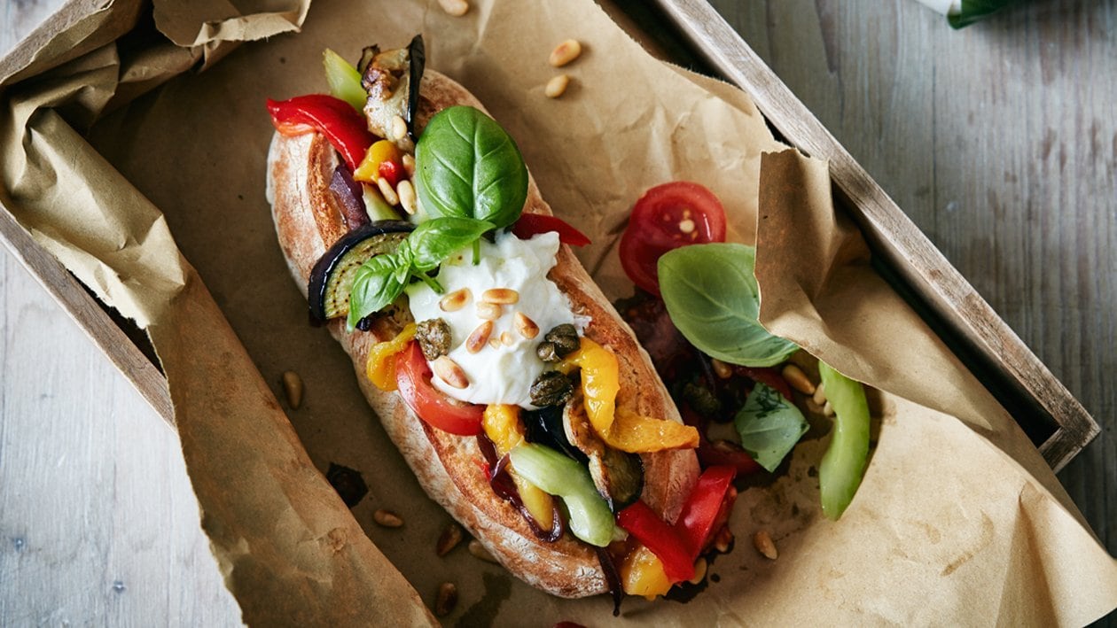 Ciabatta cu legume coapte si branza burrata – - Reţetă Ciabatta cu legume coapte si branza burrata – - Reţetă