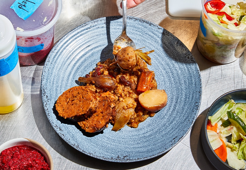 Cholent cu Kishka – - Reţetă