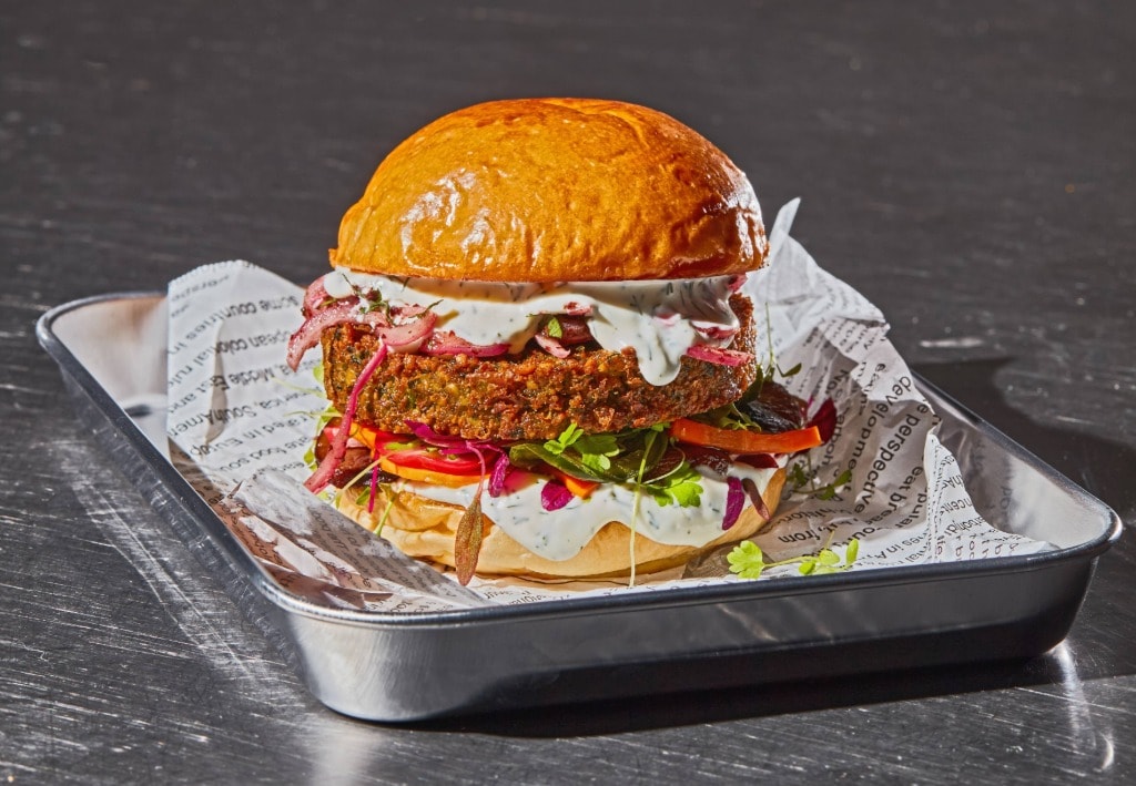 Burger cu falafel și ciuperci portobello – - Reţetă