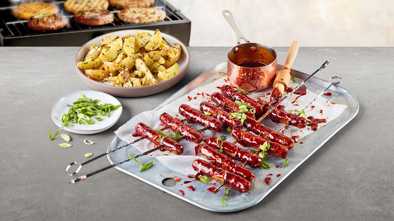 Frigarui cu carnaciori si sos barbeque – - Reţetă