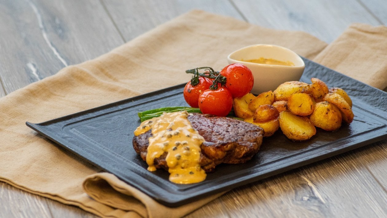 Rib eye cu sos de piper verde – - Reţetă