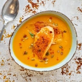 Supa crema de cartofi dulci si rosii Supa crema de cartofi dulci si rosii