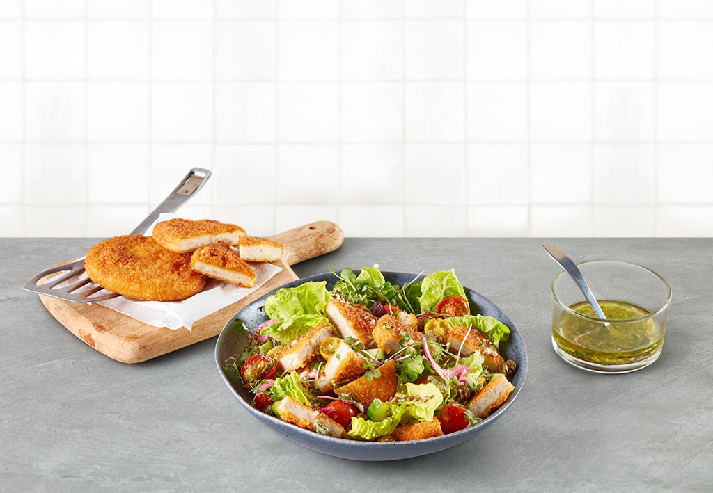 Salata Crispy NoChicken cu dressing cu ierburi de gradina – - Reţetă
