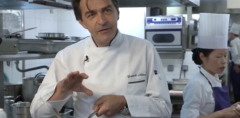 World-Cuisines_French_Sauce Making-Preview