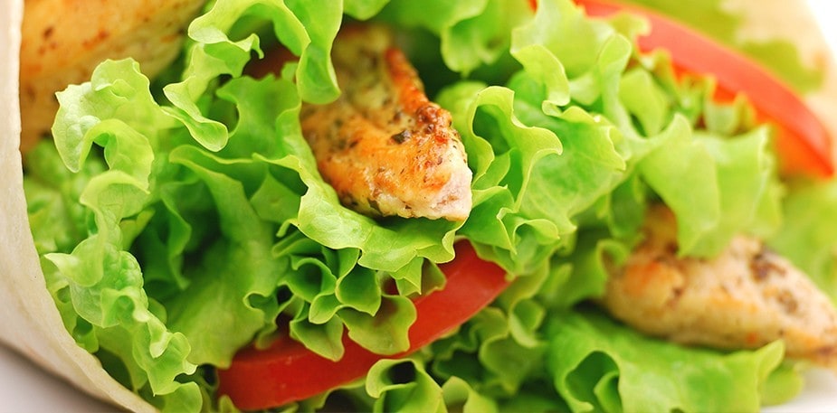 Wrap Thailandez cu pui si salata verde