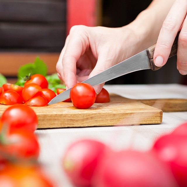 8 recomandari despre siguranta alimentara pentru bucatari