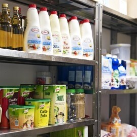 2. Organizarea stocului pentru a se potrivi cu furnizori 2. Organizarea stocului pentru a se potrivi cu furnizori