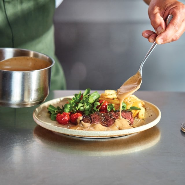 Gătește fără limite, alături de sosurile Knorr Professional!