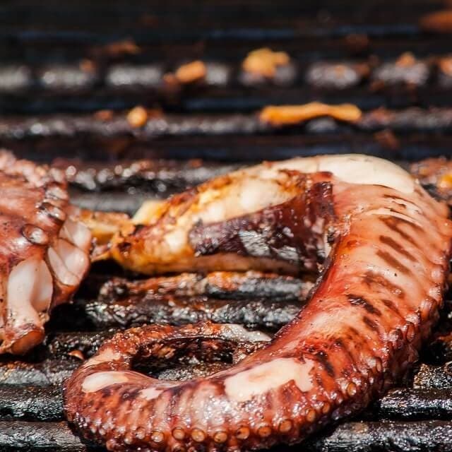 Tapas: lemn, fum și foc 